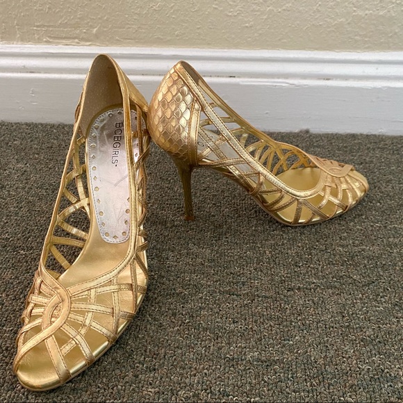 Golden heel 👠 4 in. They were only used 1 time. - Picture 4 of 5